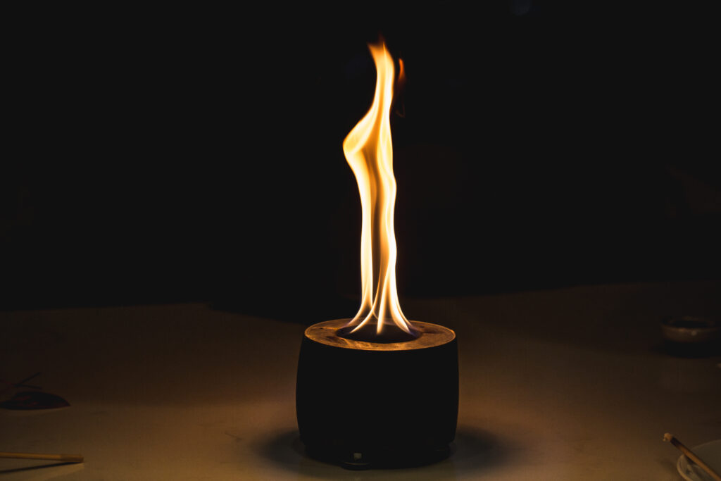 Tabletop fire pit